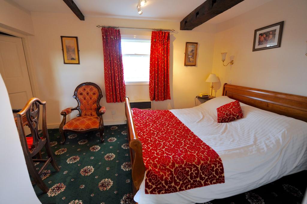 The Greyhound Coaching Inn Lutterworth Extérieur photo